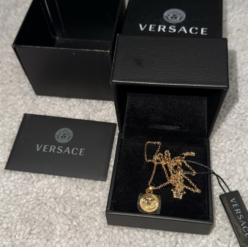 Versace Medusa Head Necklace / BNWT